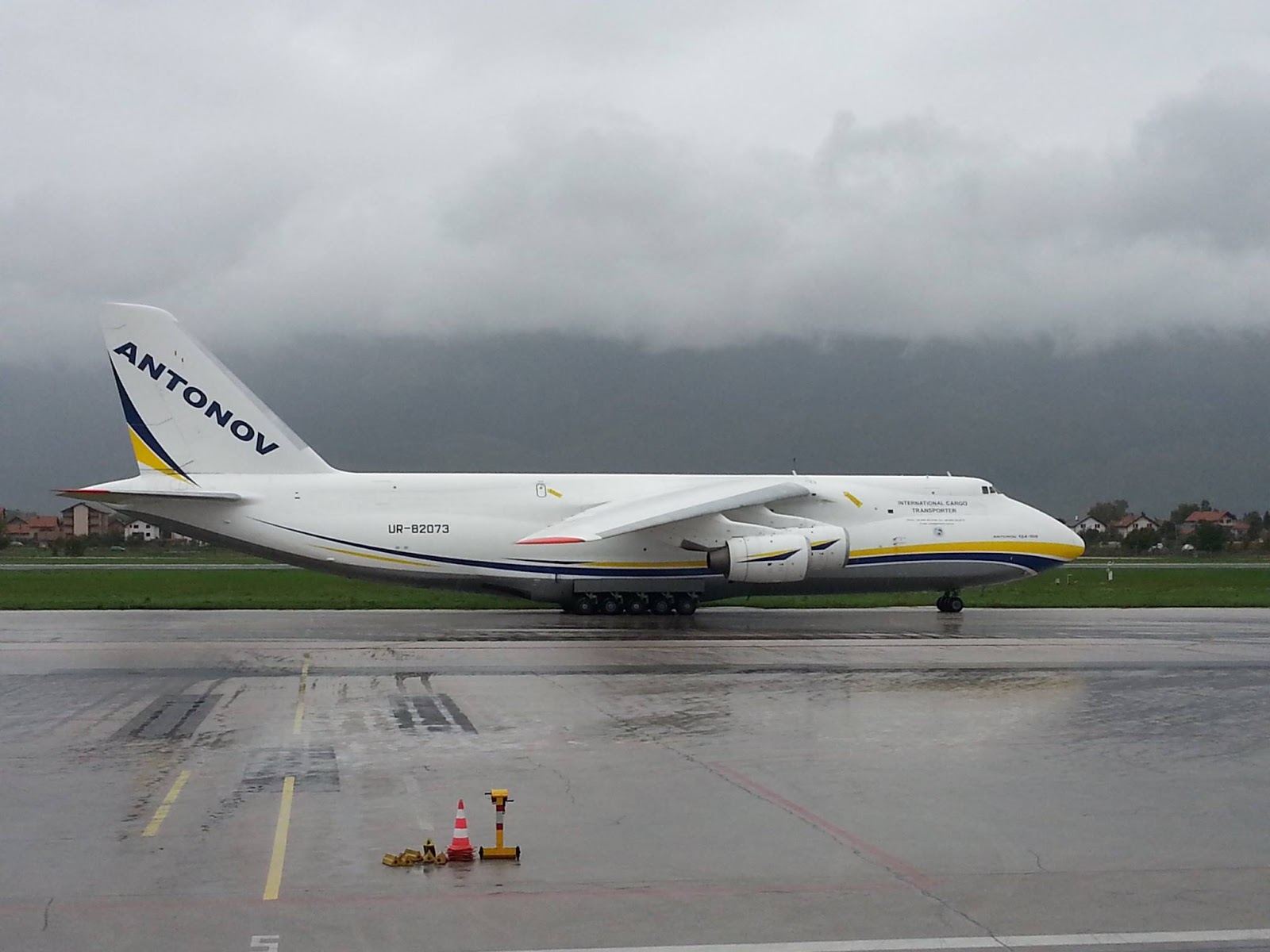 Antonov17-1