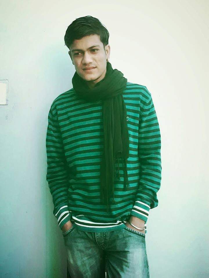 hansraj raghuwanshi in college