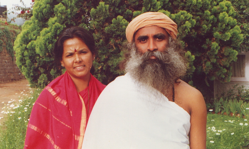 wife sadhguru photo
