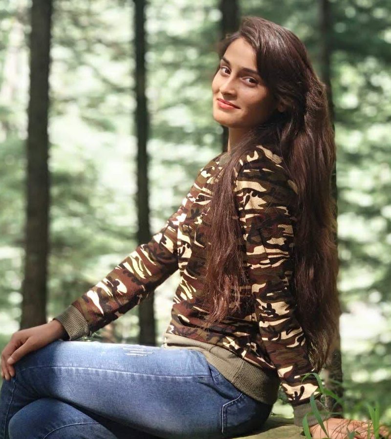 sister family sapna chauhan