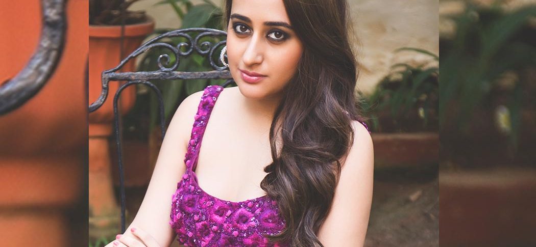 Natasha Dalal hd pic