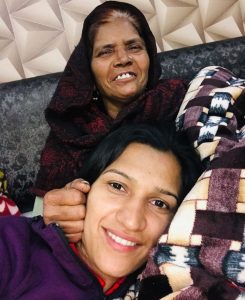 Rani rampal mother