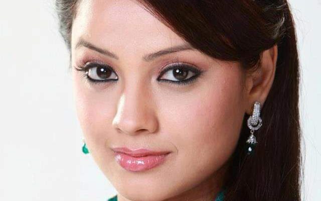 adaa khan