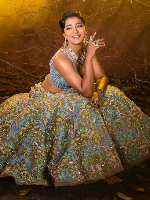 Sumbul touqeer beautiful