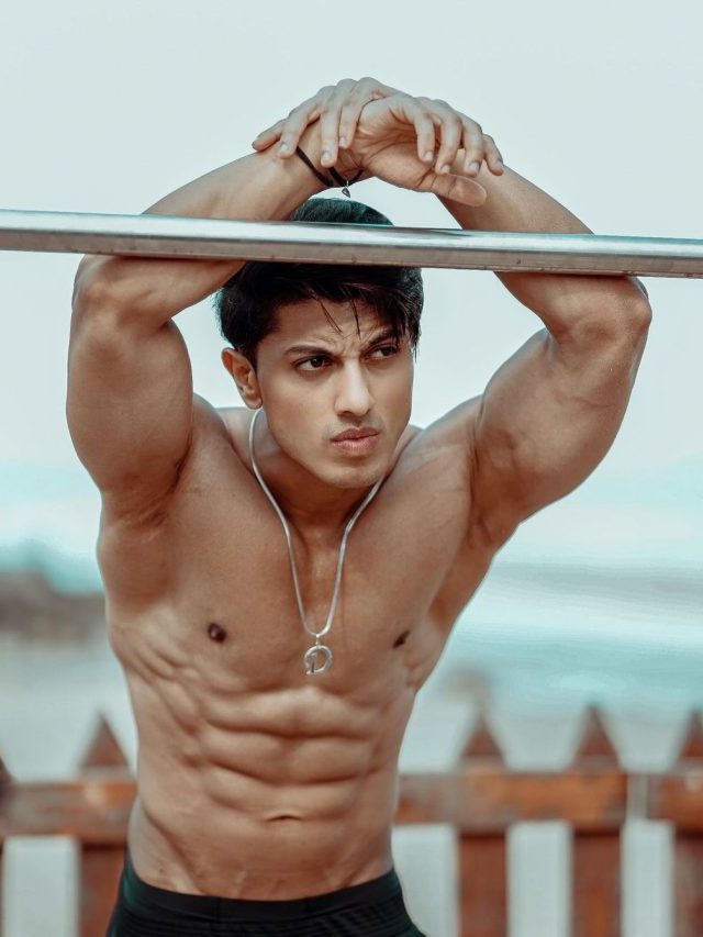 Hot sohail d