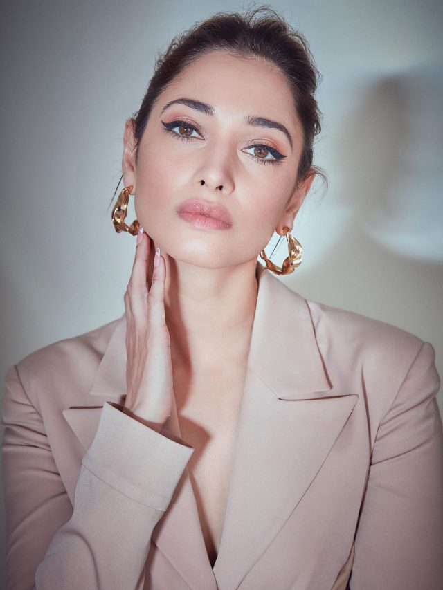 Bold tamanna bhatia