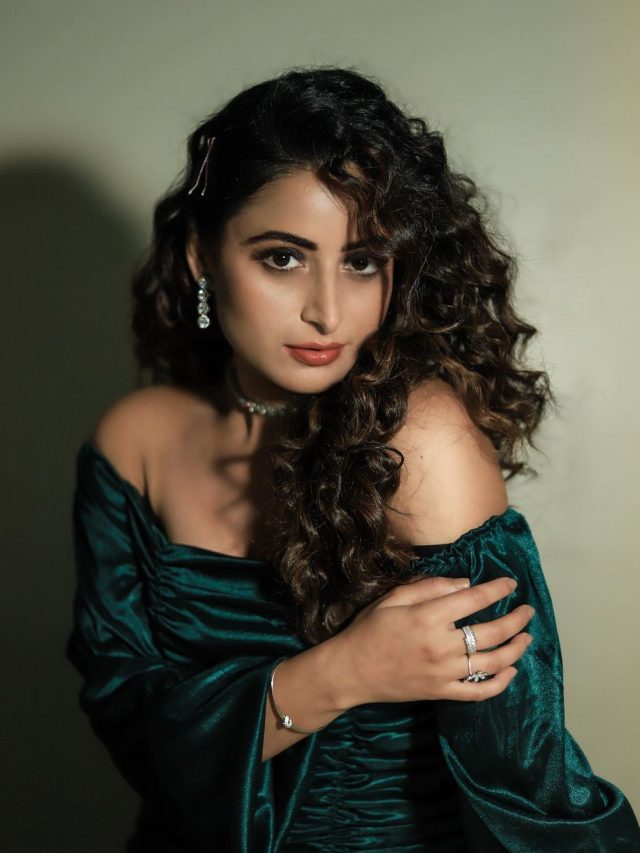 Aishwarya sharma sexy