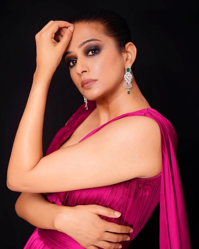 Priya Mani Raj bio