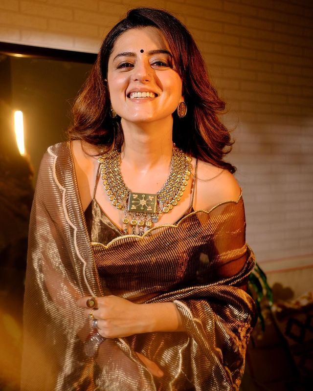 Ridhi Dogra age