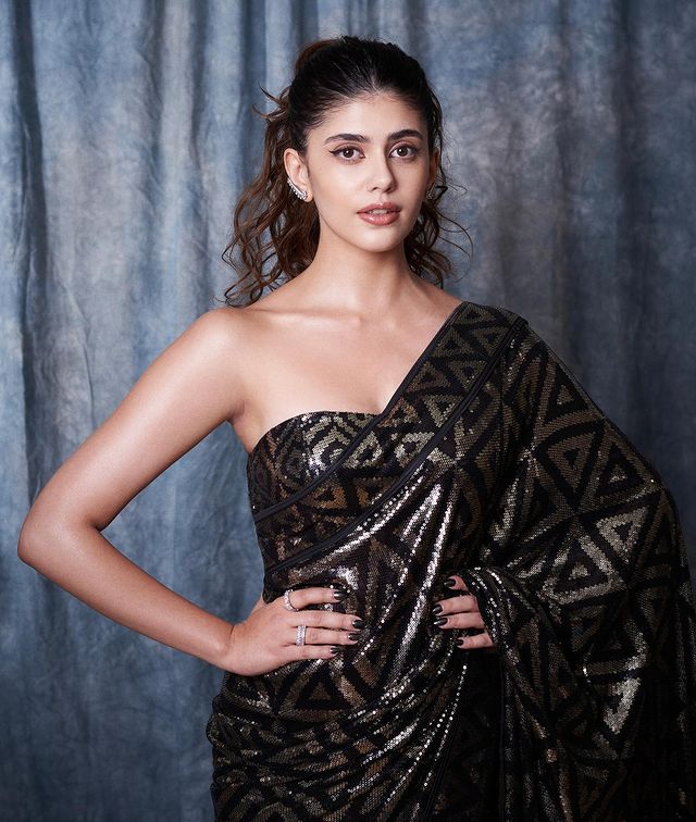 Sanjana Sanghi age