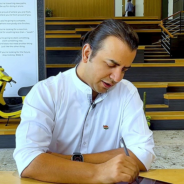 Bhavish Aggarwal bio